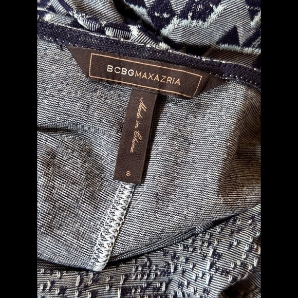 BCBG Maxazria Shift Dress Small Womens Blue Long Sleeve Geometric Print Stretch - Picture 6 of 7